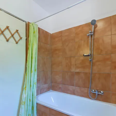 5 Bedroom Awesome In Dom wakacyjny Labin (Istria)